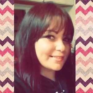 Meet your Posher, Nikki